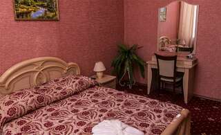 Гостиница Левый берег Ульяновск Люкс-1