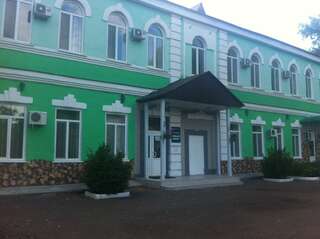 Гостиница Левый берег Ульяновск-0